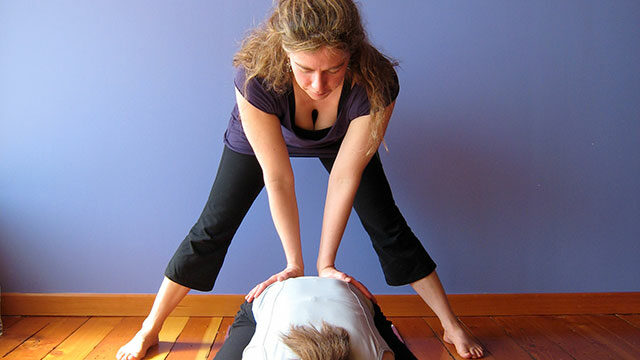 thai yoga bodywork intro and hands on adjustments
